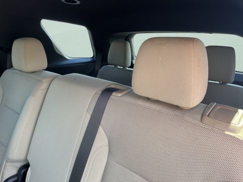 Used 2023 Chevrolet Traverse LS AWD/4WD image 22