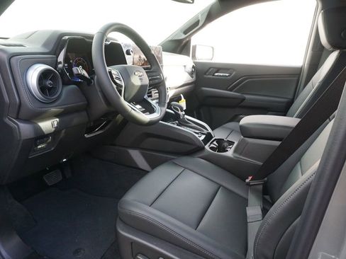 New 2026 Chevrolet Colorado LT w/ LT Convenience Package AWD/4WD image 8
