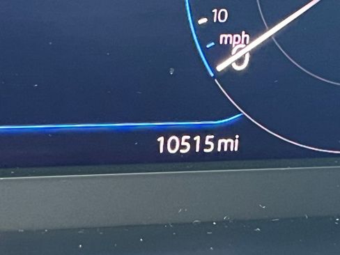 Used 2024 Volkswagen Taos SEL image 20