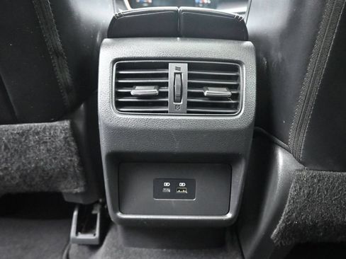 Used 2021 Nissan Rogue SV w/ Premium Package AWD/4WD image 35