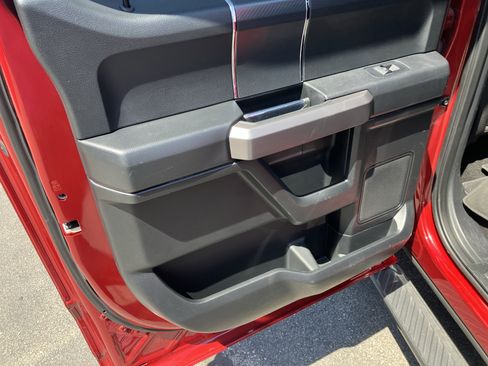 Used 2019 Ford F150 XLT w/ Equipment Group 302A Luxury AWD/4WD image 14