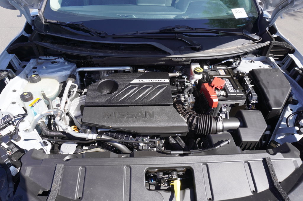 Certified 2025 Nissan Rogue SV FWD image 7