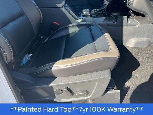 Used 2025 Ford Bronco Outer Banks image 37