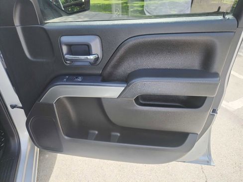 Used 2018 Chevrolet Silverado 1500 LT RWD image 32