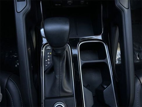 Certified 2024 Kia Telluride S w/ S Sunroof Package image 34