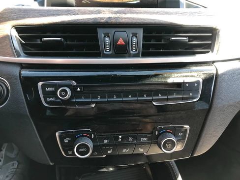 Used 2016 BMW X1 xDrive28i AWD/4WD image 26