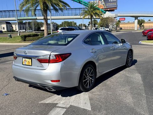Used 2018 Lexus ES 350 image 3