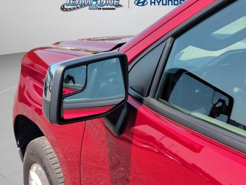 Used 2023 Chevrolet Silverado 1500 LT RWD image 40