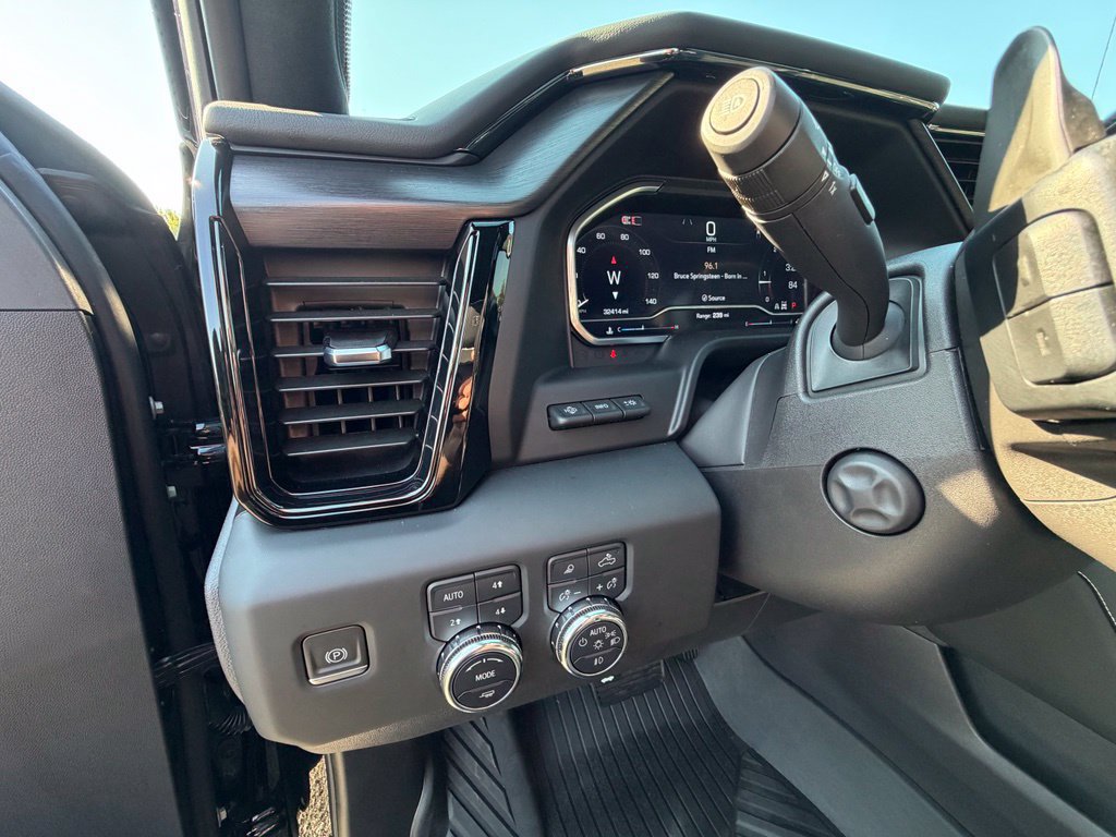 Used 2024 GMC Sierra 1500 AT4X w/ AT4X AEV Edition AWD/4WD image 4