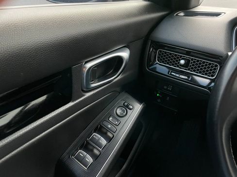 Used 2024 Honda Civic Sport Touring image 23