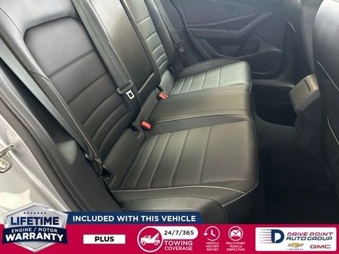 Used 2024 Volkswagen Jetta SE FWD image 26