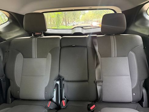 Used 2025 Chevrolet Blazer LT FWD image 36