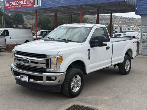 Used 2017 Ford F250 XLT w/ XLT Value Package AWD/4WD image 8