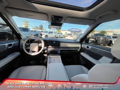 Used 2025 Hyundai Santa Fe Calligraphy image 30