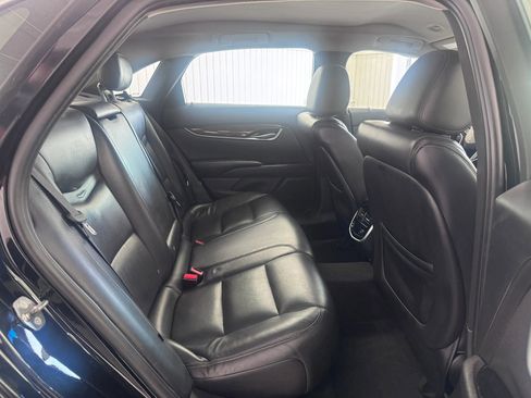 Used 2017 Cadillac XTS Luxury FWD image 11