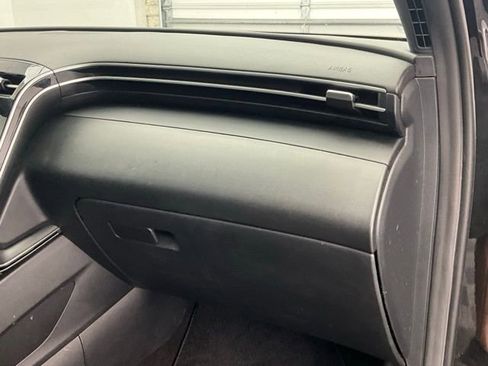 Used 2022 Hyundai Santa Cruz SEL image 8