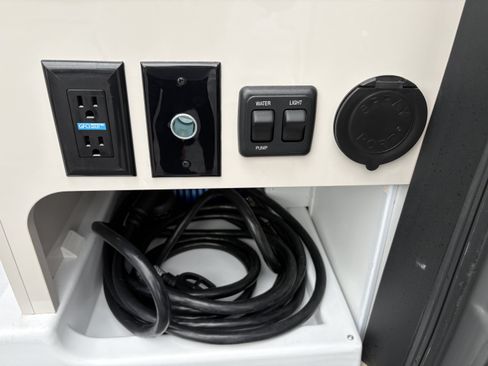 Used 2024 RAM ProMaster 1500 w/ Quick Order Package 22H SLT+ FWD image 22