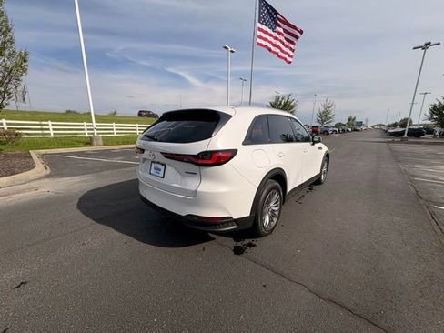 Used 2024 MAZDA CX-90 Plug-In Hybrid w/ Preferred image 5