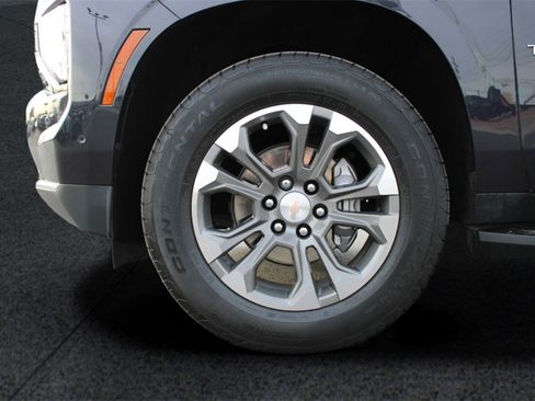 Used 2025 Chevrolet Tahoe LT image 10