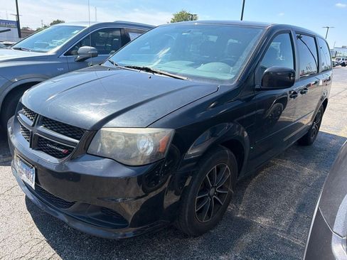 Used 2014 Dodge Grand Caravan SE w/ Quick Order Package 29E SE FWD image 2