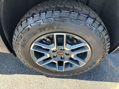 New 2026 GMC Terrain AT4 w/ Convenience Package III image 16