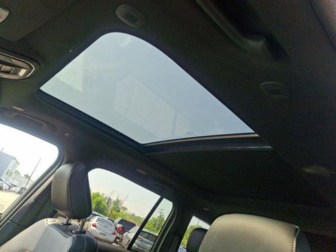 New 2025 Jeep Grand Cherokee Limited image 35