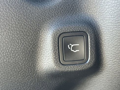 Used 2023 Jeep Compass High Altitude w/ Driver Assist Group I image 20