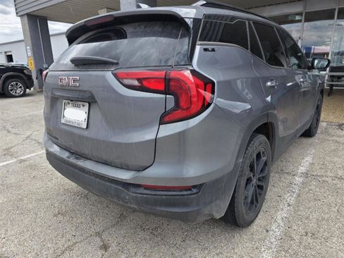 Used 2020 GMC Terrain SLE w/ Elevation Edition FWD image 4