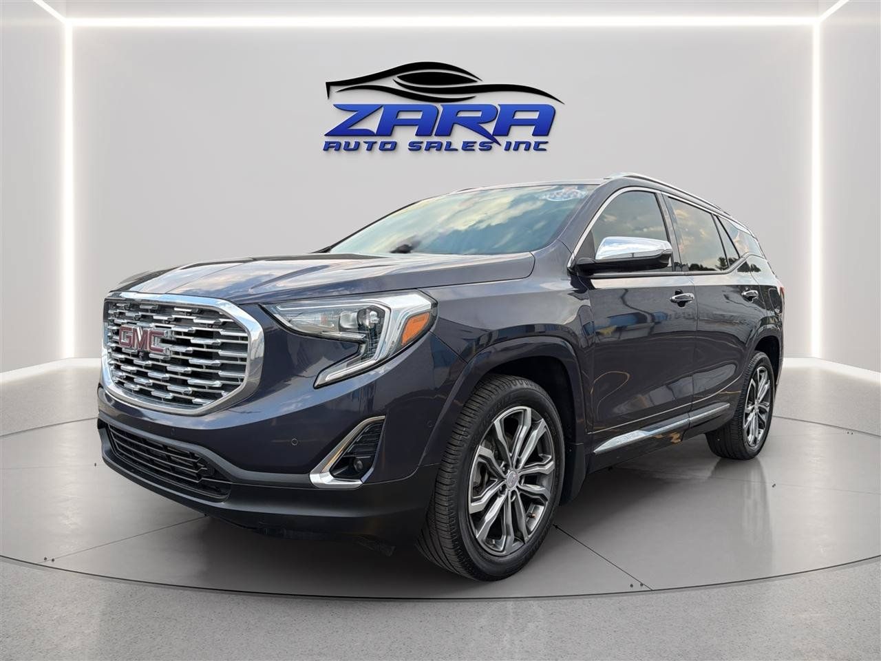 Used 2019 GMC Terrain Denali w/ Advanced Safety Package AWD/4WD image 3