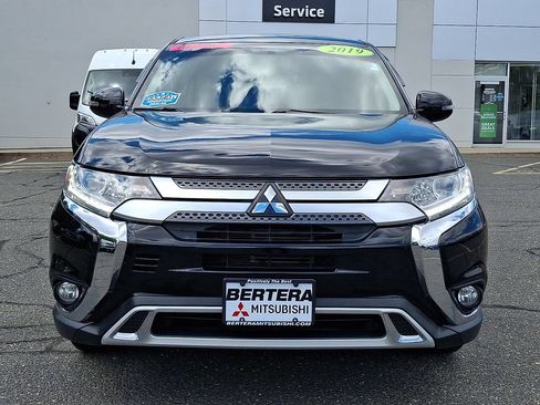 Used 2019 Mitsubishi Outlander SE AWD/4WD image 2