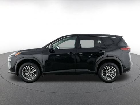 Used 2026 Nissan Rogue SV FWD image 4