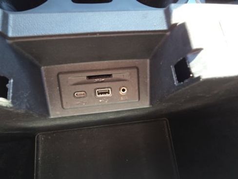 Used 2021 GMC Sierra 1500 AT4 image 34