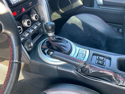 Used 2017 Subaru BRZ Limited image 19