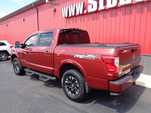 Used 2017 Nissan Titan PRO-4X AWD/4WD image 7