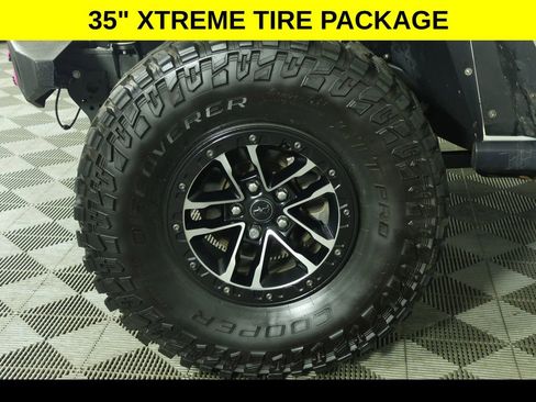 Used 2024 Jeep Wrangler Willys image 6