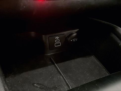 Used 2025 Ford Escape ST-Line Elite image 31