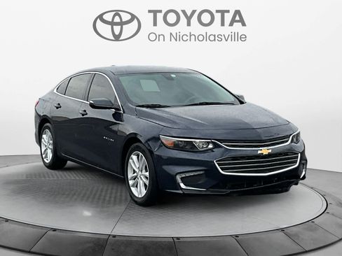Used 2016 Chevrolet Malibu LT image 8