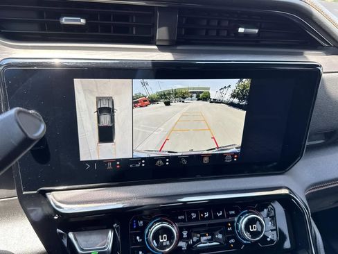 Used 2024 GMC Sierra 2500 AT4 w/ AT4 Premium Plus Package image 15