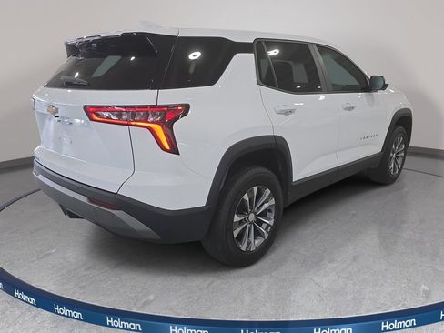 Used 2025 Chevrolet Equinox LT w/ Safety and Technology Package FWD image 6