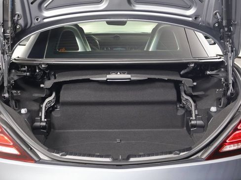 Used 2020 Mercedes-Benz SLC 300 image 14