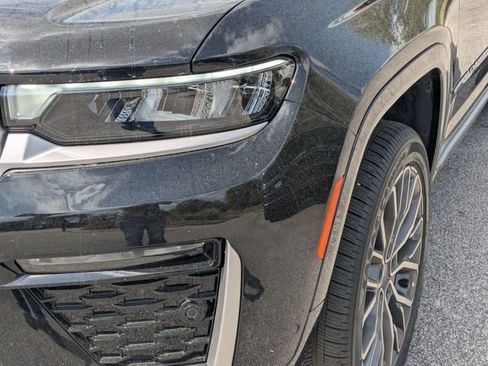 New 2026 Jeep Grand Cherokee L Summit w/ Rear Seat Video Group I AWD/4WD image 9