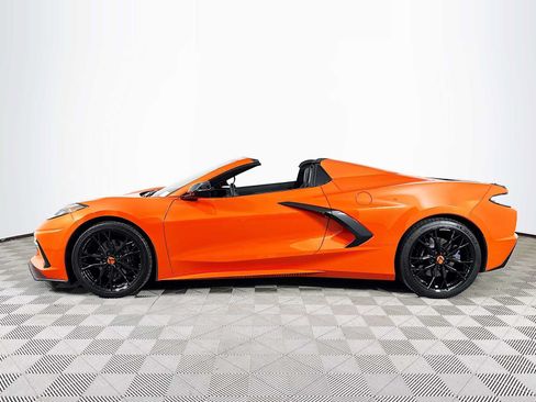 Used 2025 Chevrolet Corvette Stingray Convertible w/ 1LT RWD image 8