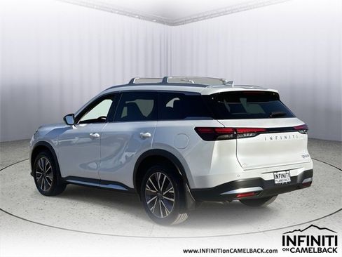 New 2026 INFINITI QX60 Luxe image 7