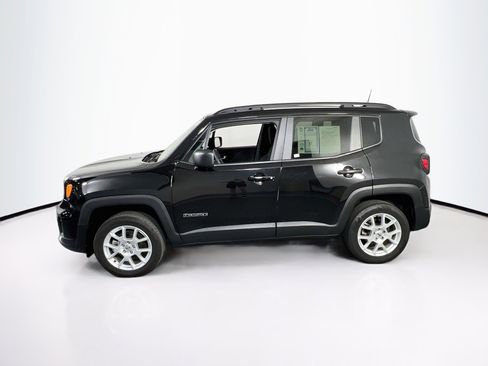 Used 2022 Jeep Renegade Latitude image 8