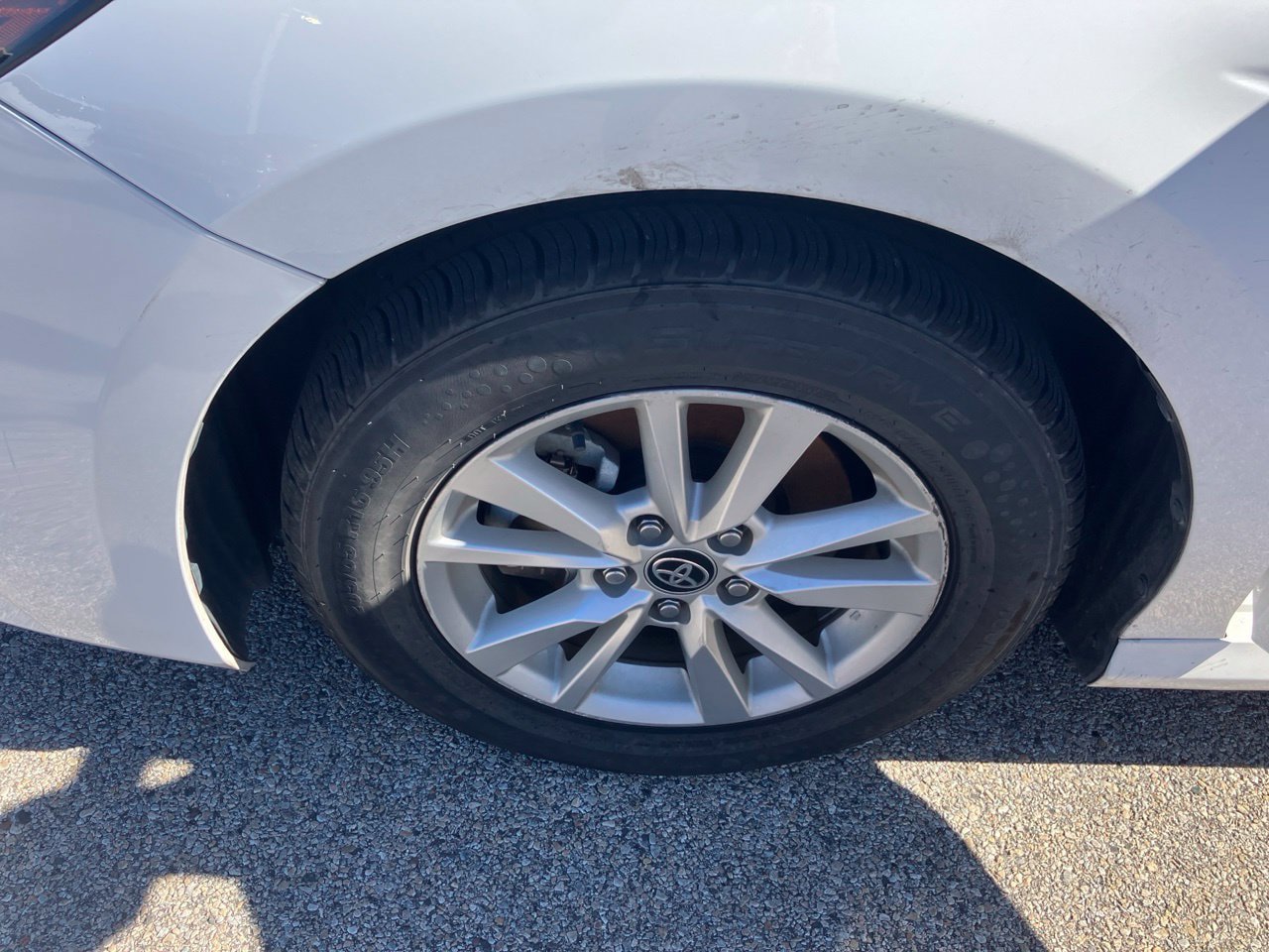 Used 2025 Toyota Camry LE FWD image 11