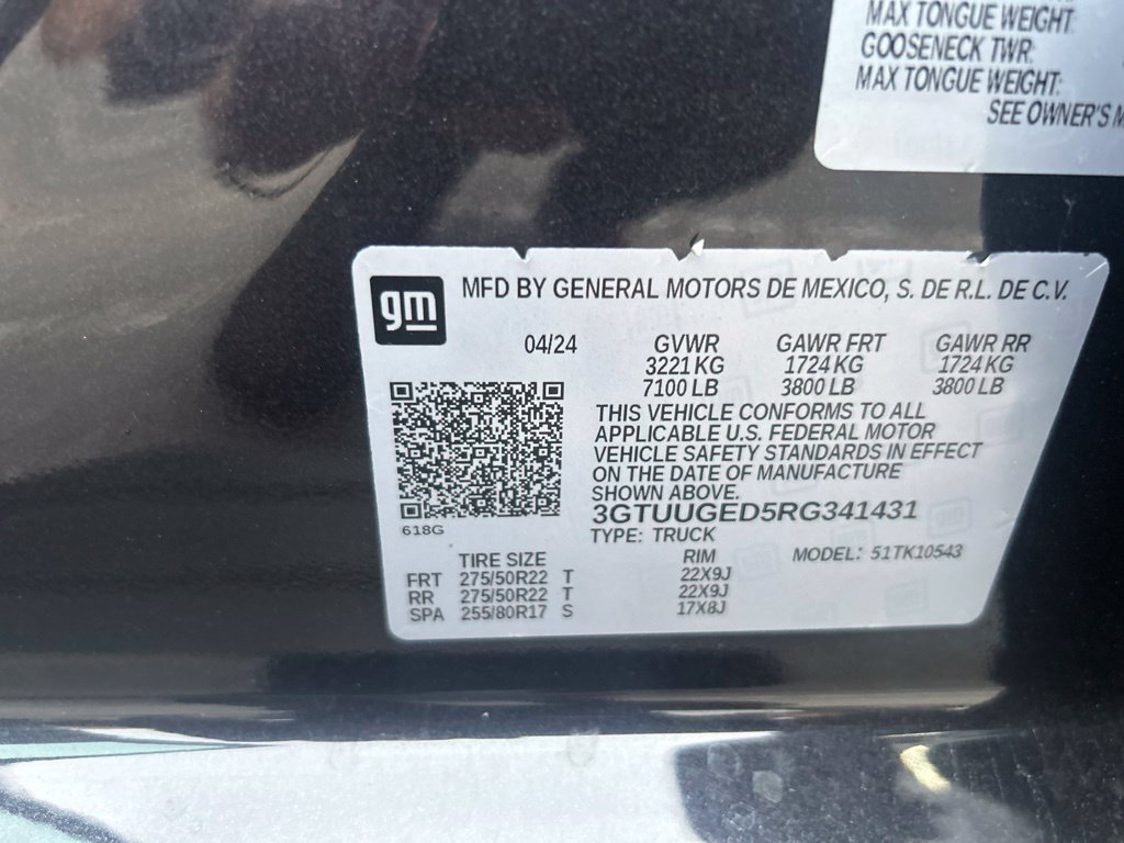 Used 2024 GMC Sierra 1500 Denali w/ Denali Reserve Package AWD/4WD image 2