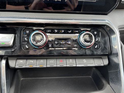 Used 2025 GMC Sierra 1500 Denali image 19