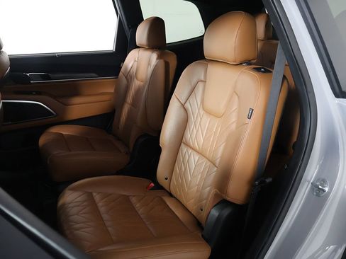 Used 2023 Kia Telluride SX X-Line AWD/4WD image 37