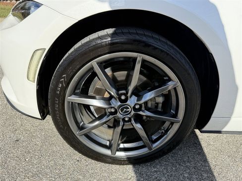 Used 2019 MAZDA MX-5 Miata RF Grand Touring image 34