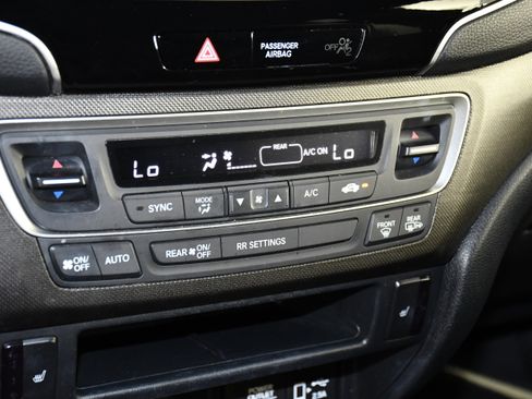 Certified 2023 Honda Passport TrailSport image 28